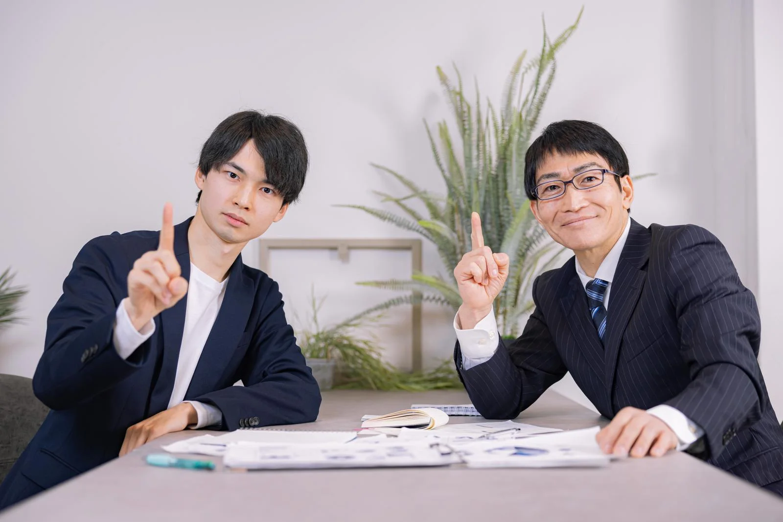 仕事をするサラリーマン